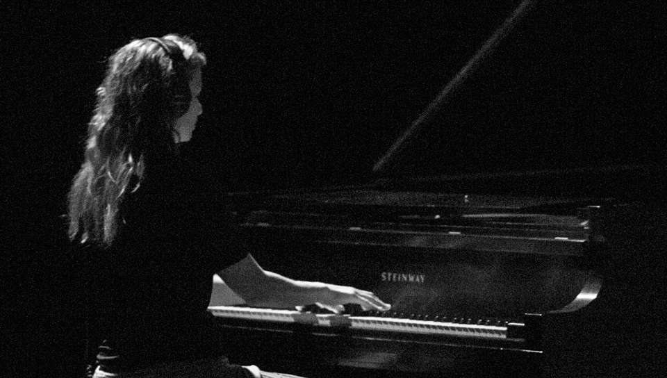 PlayingB&W-crop